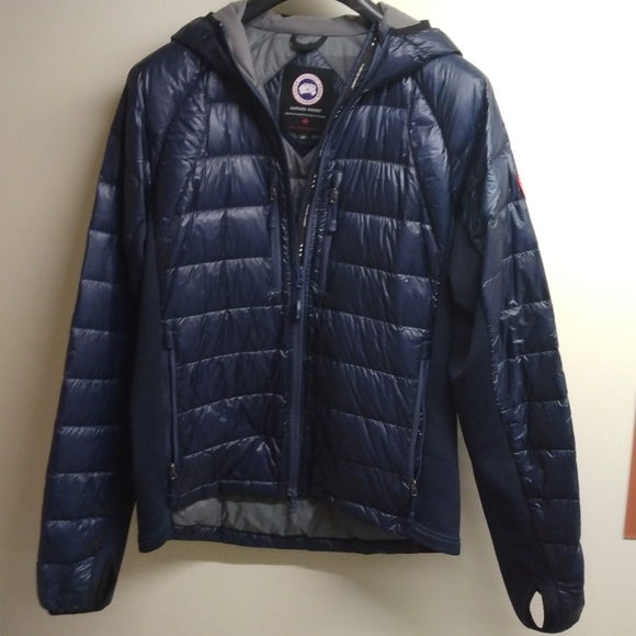 Canada Goose Other - Canada Goose Men's Hybridge Lite tech down hoody